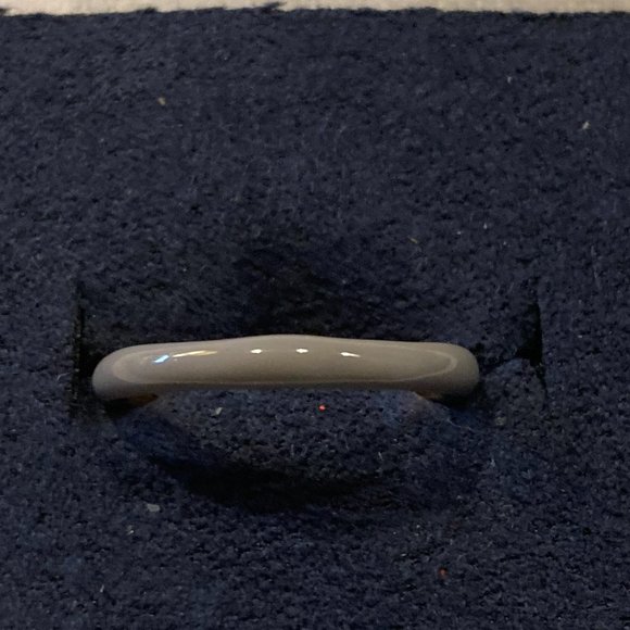 Gold Tone With a Star top with Glass Star setting - Picture 2 of 3